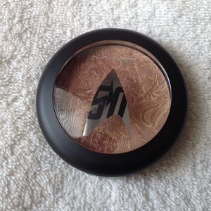MAC Highly Illogical Powder